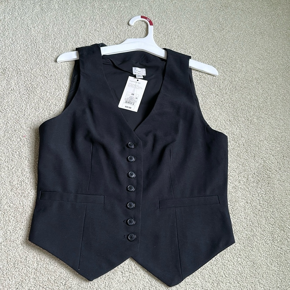 Black vest